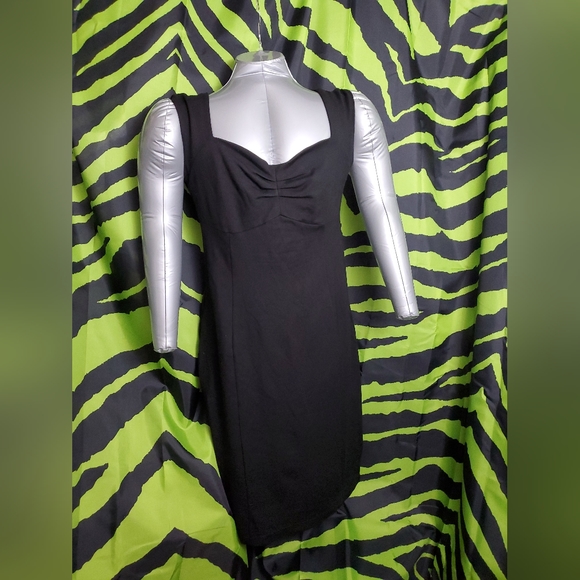 Betabrand BeautiFULL dress. Black. Side pocket. Size Large - Picture 2 of 7